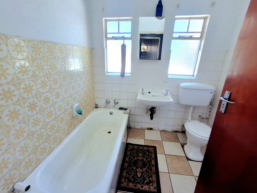 3 Bedroom Property for Sale in Roodia Free State
